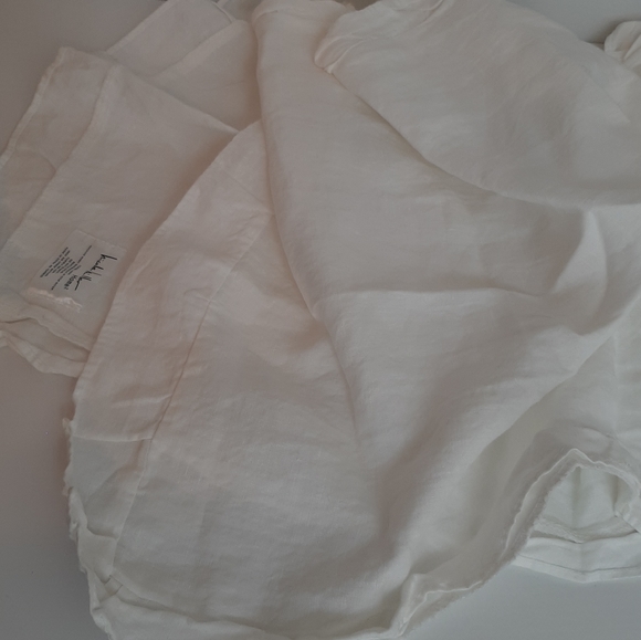 Nicole Miller 100% Linen 16\